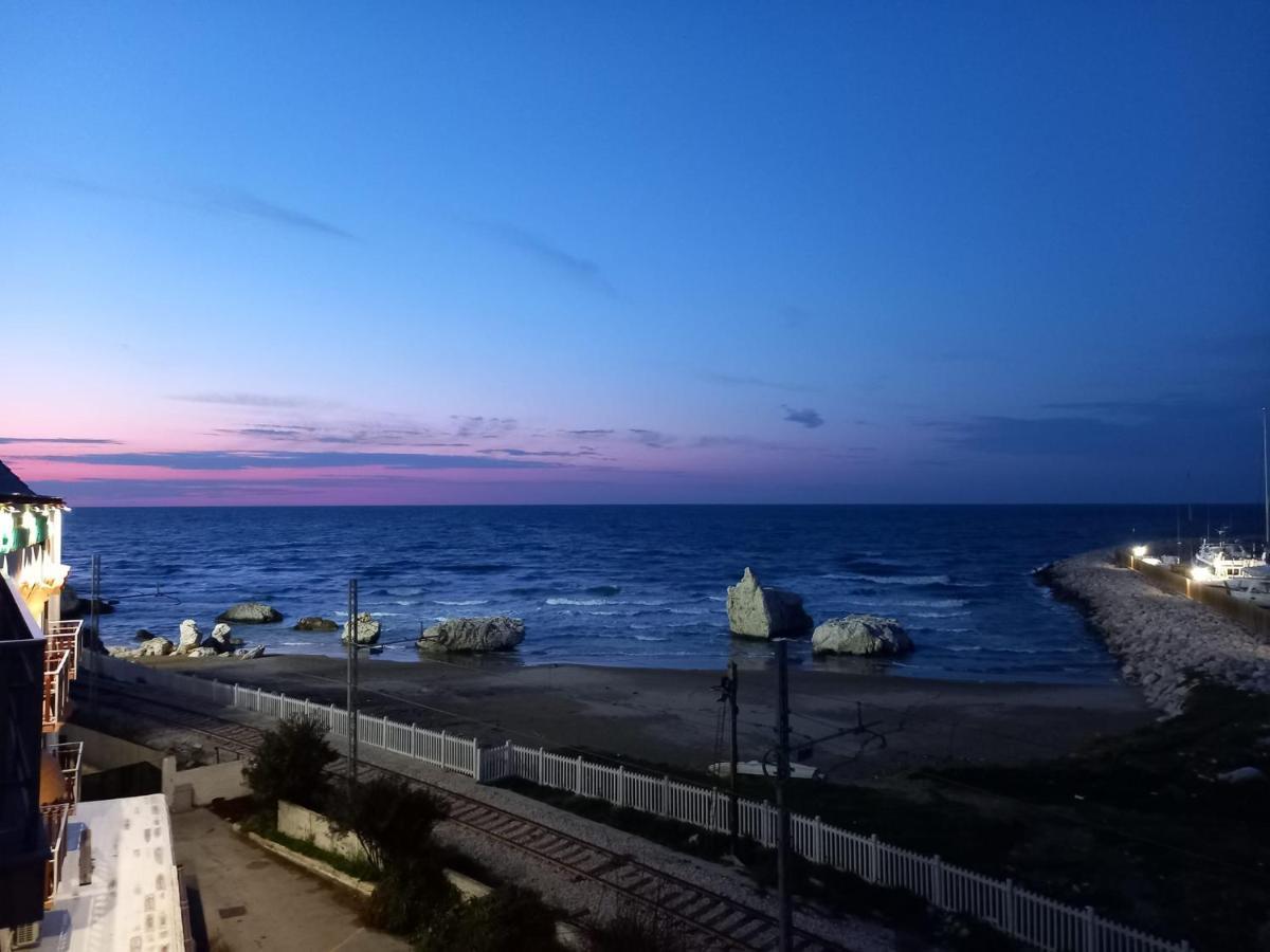Amare Bed & Breakfast Rodi Garganico Exterior photo