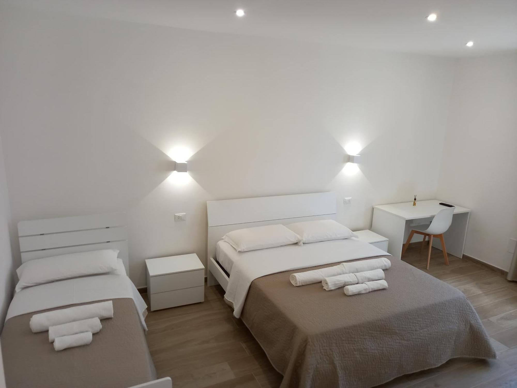 Amare Bed & Breakfast Rodi Garganico Room photo